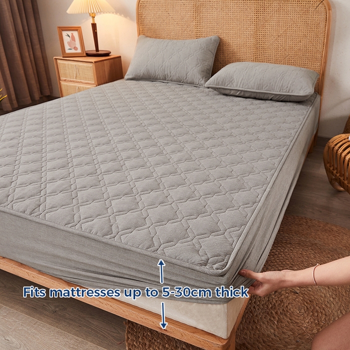 91家纺网 家纺一手货源 找家纺 （总）丝芙妮家居（原乐视家纺） 2025春夏新款外贸夹棉防水单床笠（50件起拿）