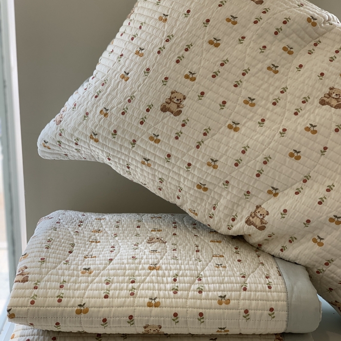 91家纺网 家纺一手货源 找家纺 汇庭 2025春夏新款莱赛尔床盖两件套系列 太阳熊庄园