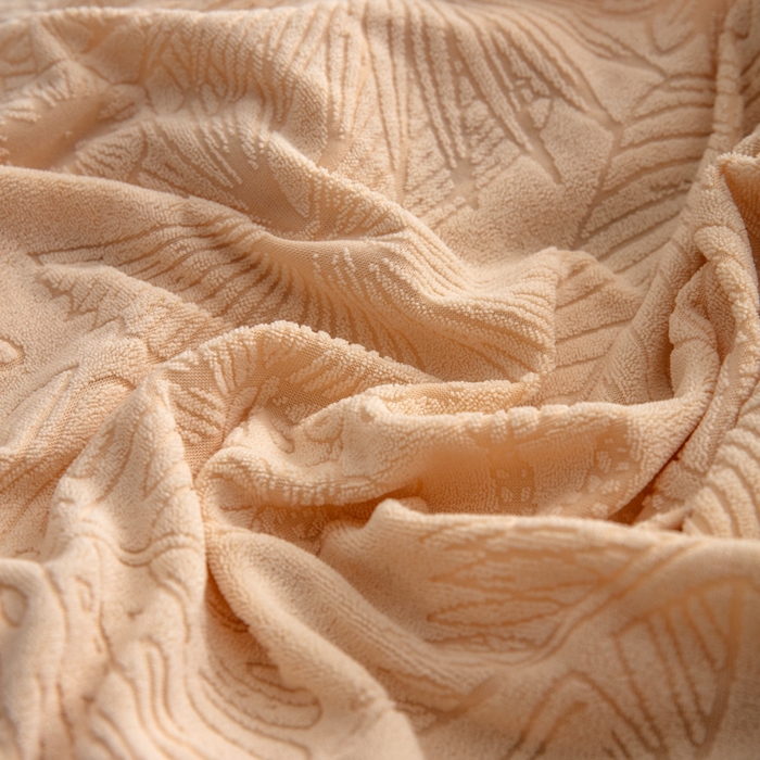 91家纺网 家纺一手货源 找家纺 千彤沙发垫2025新款裙边款-香山雨藤沙发笠 米黄