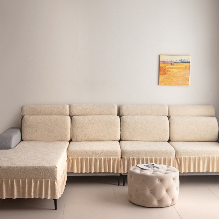 91家纺网 家纺一手货源 找家纺 千彤沙发垫2025新款裙边款-香山雨藤沙发笠 米黄