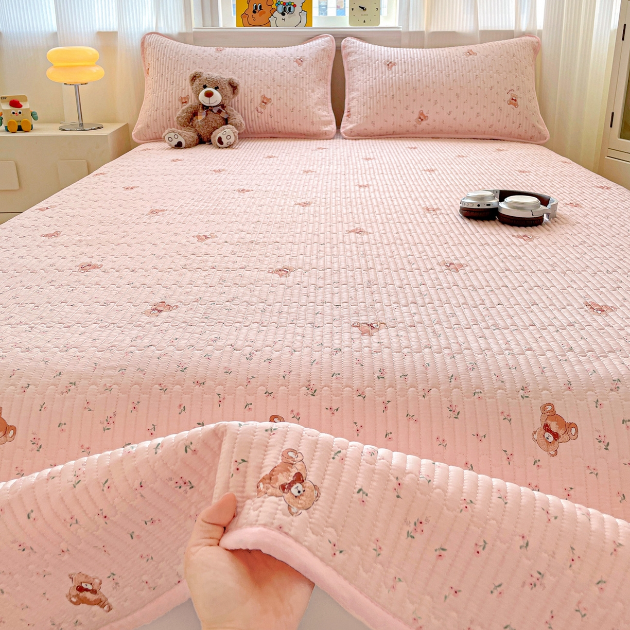 91家纺网 家纺一手货源 找家纺 恒尚居 2025新款莫代尔天丝夏季床盖印花夹棉床单三件套床褥垫-系列一 莫代尔-贝尔熊