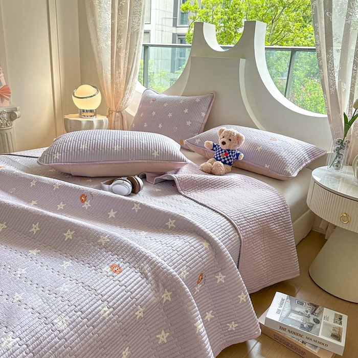 91家纺网 家纺一手货源 找家纺 恒尚居 2025新款莫代尔天丝夏季床盖印花夹棉床单三件套床褥垫-系列二 莫代尔-繁星紫