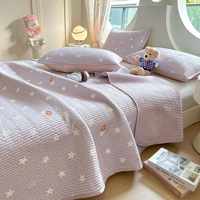 91家纺网 家纺一手货源 找家纺 恒尚居 2025新款莫代尔天丝夏季床盖印花夹棉床单三件套床褥垫-系列二 莫代尔-繁星紫