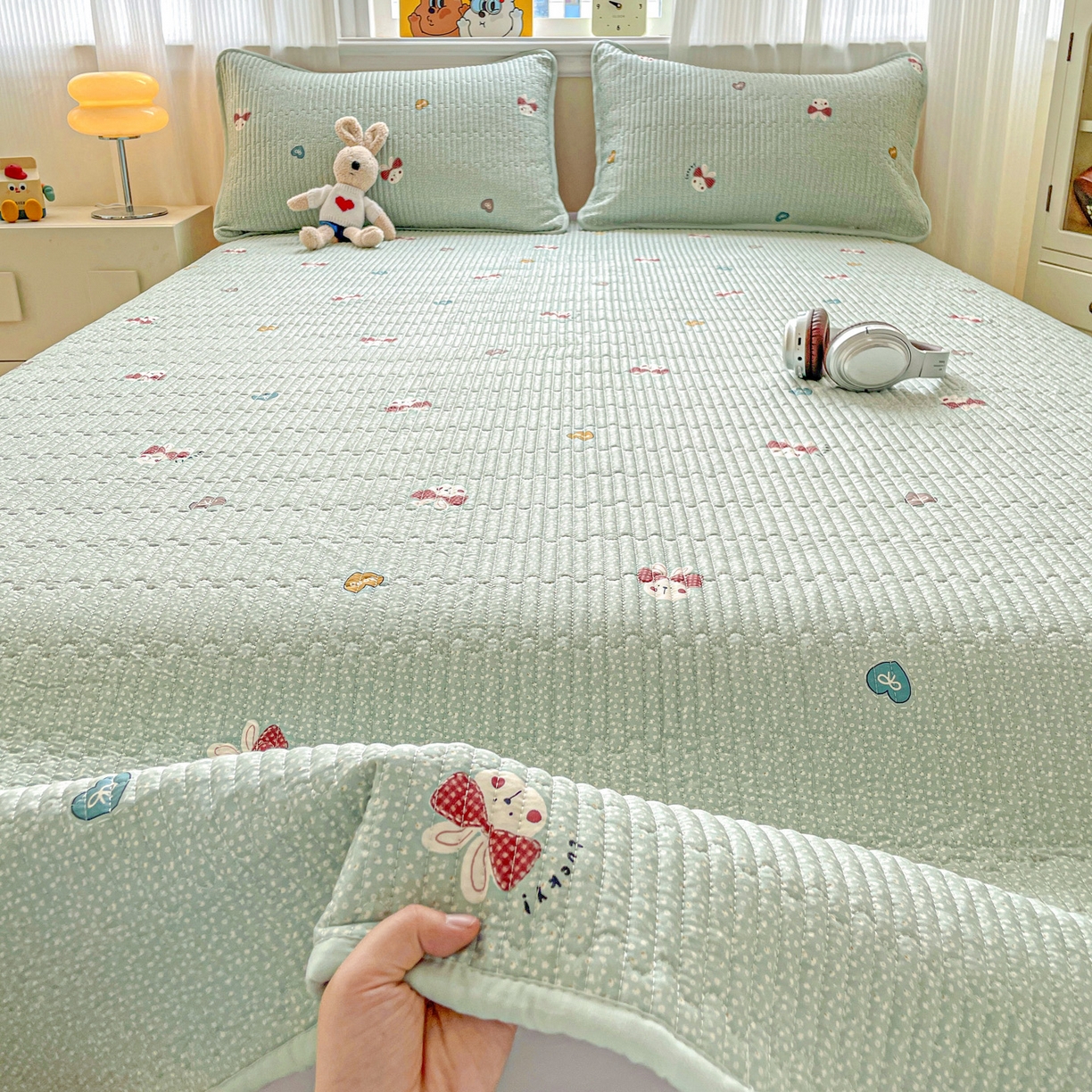 91家纺网 家纺一手货源 找家纺 恒尚居 2025新款莫代尔天丝夏季床盖印花夹棉床单三件套床褥垫-系列二 莫代尔-芬迪-绿