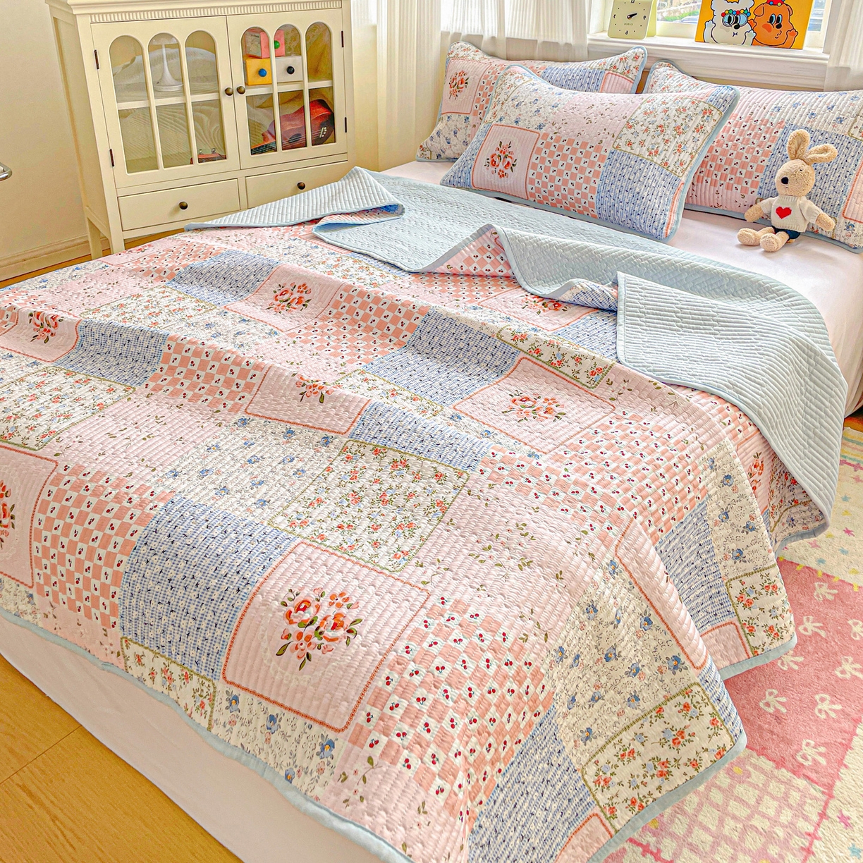 91家纺网 家纺一手货源 找家纺 恒尚居 2025新款莫代尔天丝夏季床盖印花夹棉床单三件套床褥垫-系列一 莫代尔-夏日时光