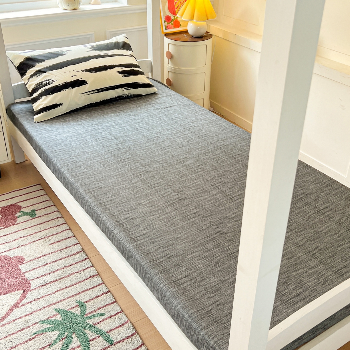 91家纺网 家纺一手货源 找家纺 西引力 2025新款全棉印花学生宿舍三件套四件套 云端