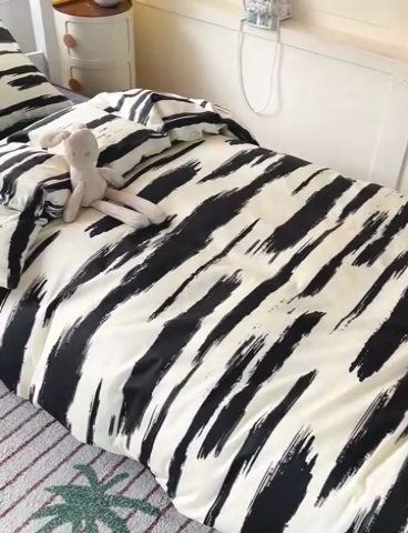 91家纺网 家纺一手货源 找家纺 西引力 2025新款全棉印花学生宿舍三件套四件套 云端