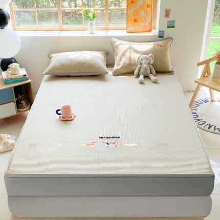 91家纺网 家纺一手货源 找家纺 千朵 2025新款冰豆豆绣花凉席 喜狗