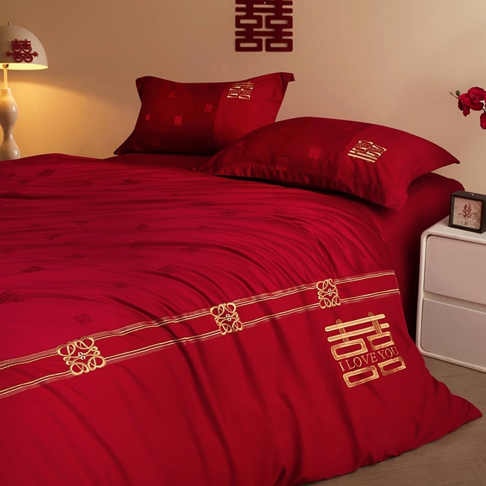 91家纺网 家纺一手货源 找家纺 卓缦家纺 2025新款提花刺绣婚庆四件套 喜悦