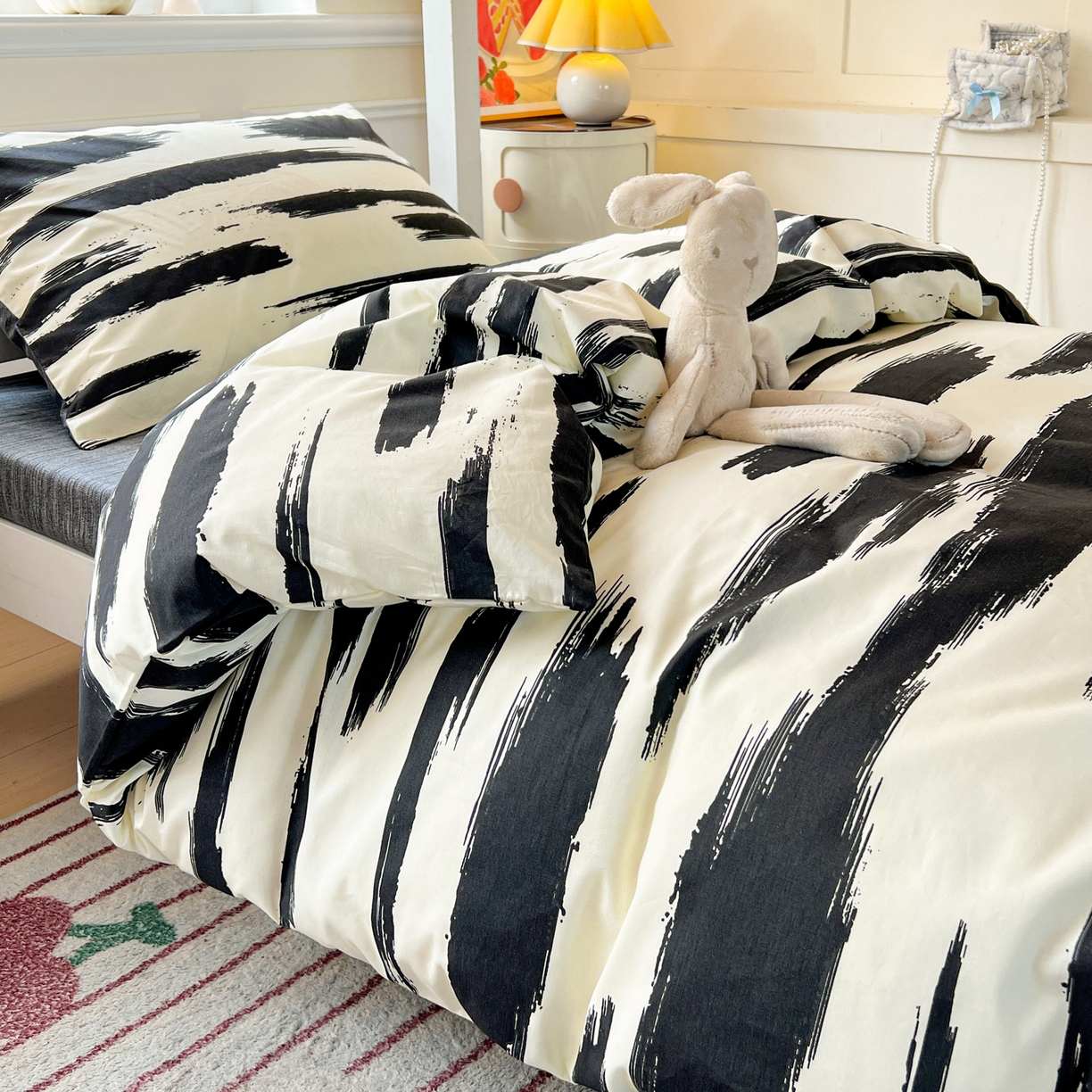 91家纺网 家纺一手货源 找家纺 西引力 2025新款全棉印花学生宿舍三件套四件套 云端