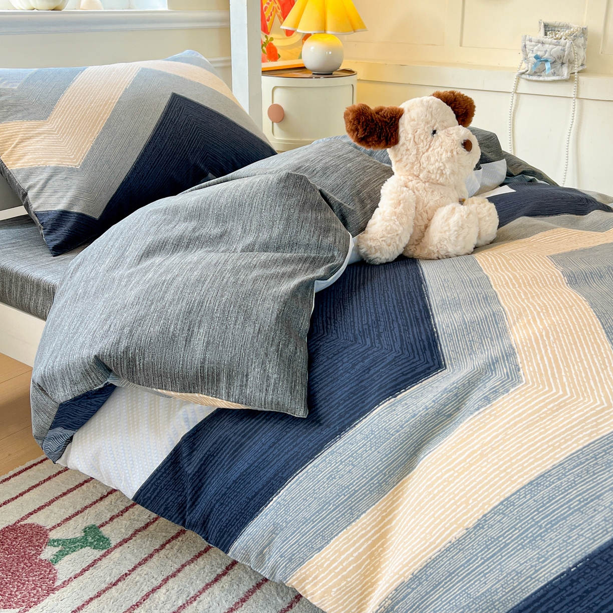 91家纺网 家纺一手货源 找家纺 西引力 2025新款全棉印花学生宿舍三件套四件套 文森特