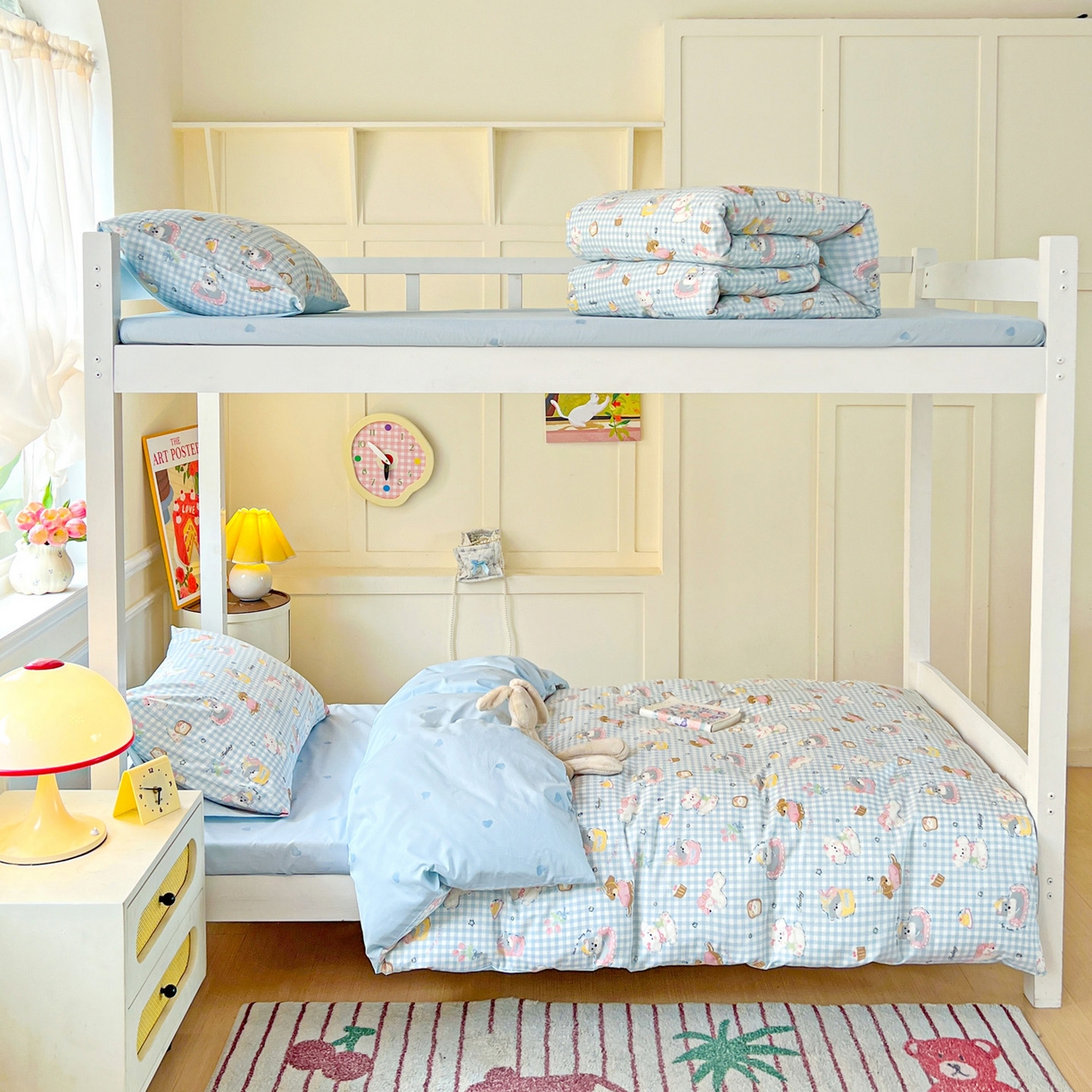 91家纺网 家纺一手货源 找家纺 西引力 2025新款全棉印花学生宿舍三件套四件套 狗狗派对