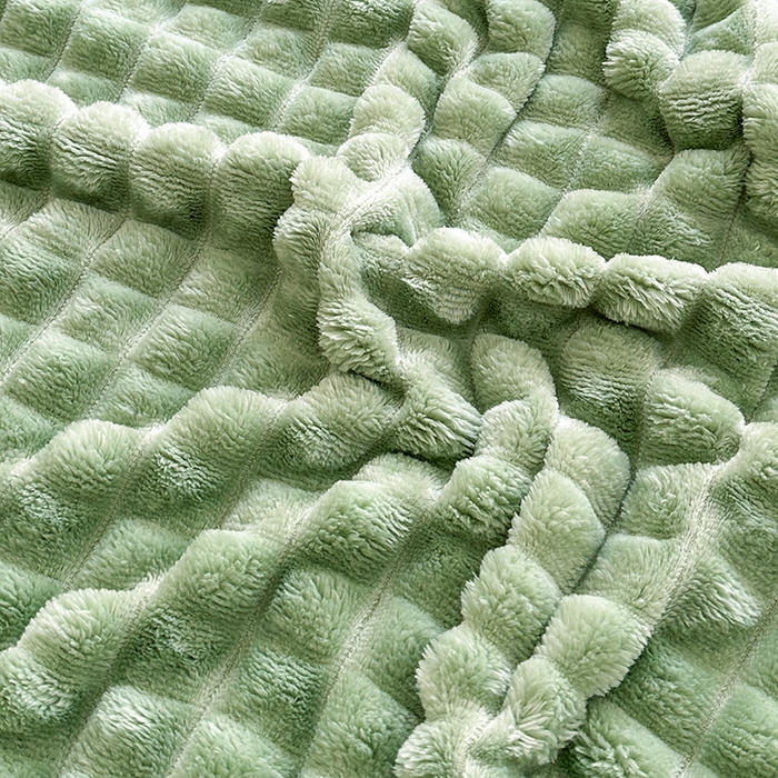 91家纺网 家纺一手货源 找家纺 芸锦豪 2025新款仿裘皮格子抽条毛毯-卷边款 抹茶绿