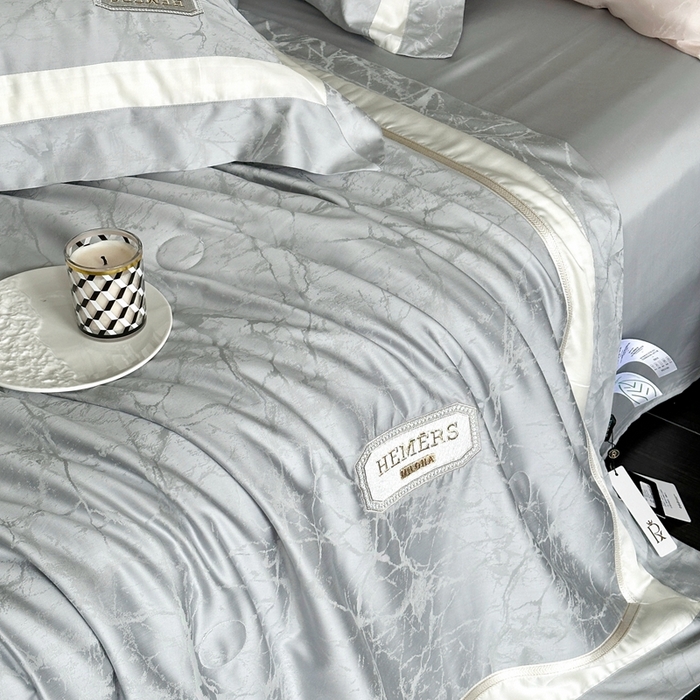 91家纺网 家纺一手货源 找家纺 （总）馨蕊家居 2025新款LF奥地利兰精天丝夏被-云瑾