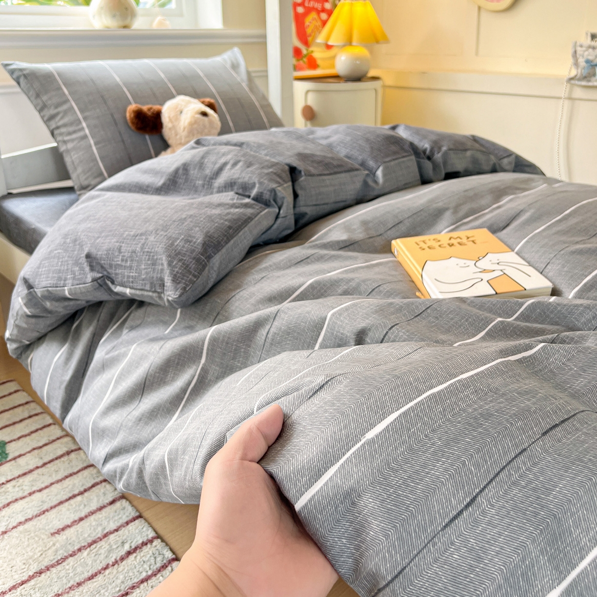 91家纺网 家纺一手货源 找家纺 西引力 2025新款全棉印花学生宿舍三件套四件套 布鲁斯