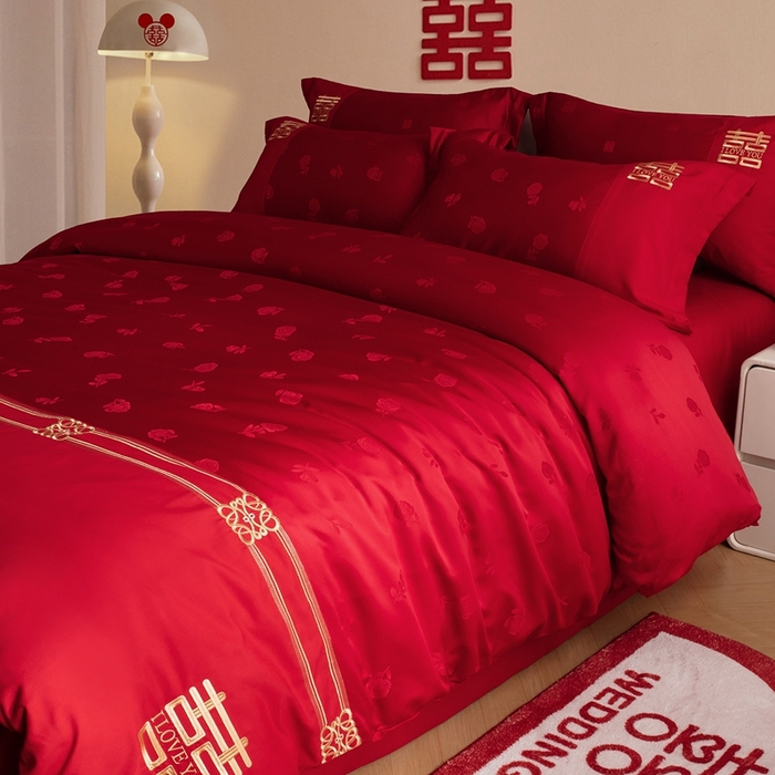 91家纺网 家纺一手货源 找家纺 卓缦家纺 2025新款提花刺绣婚庆四件套 热情玫瑰