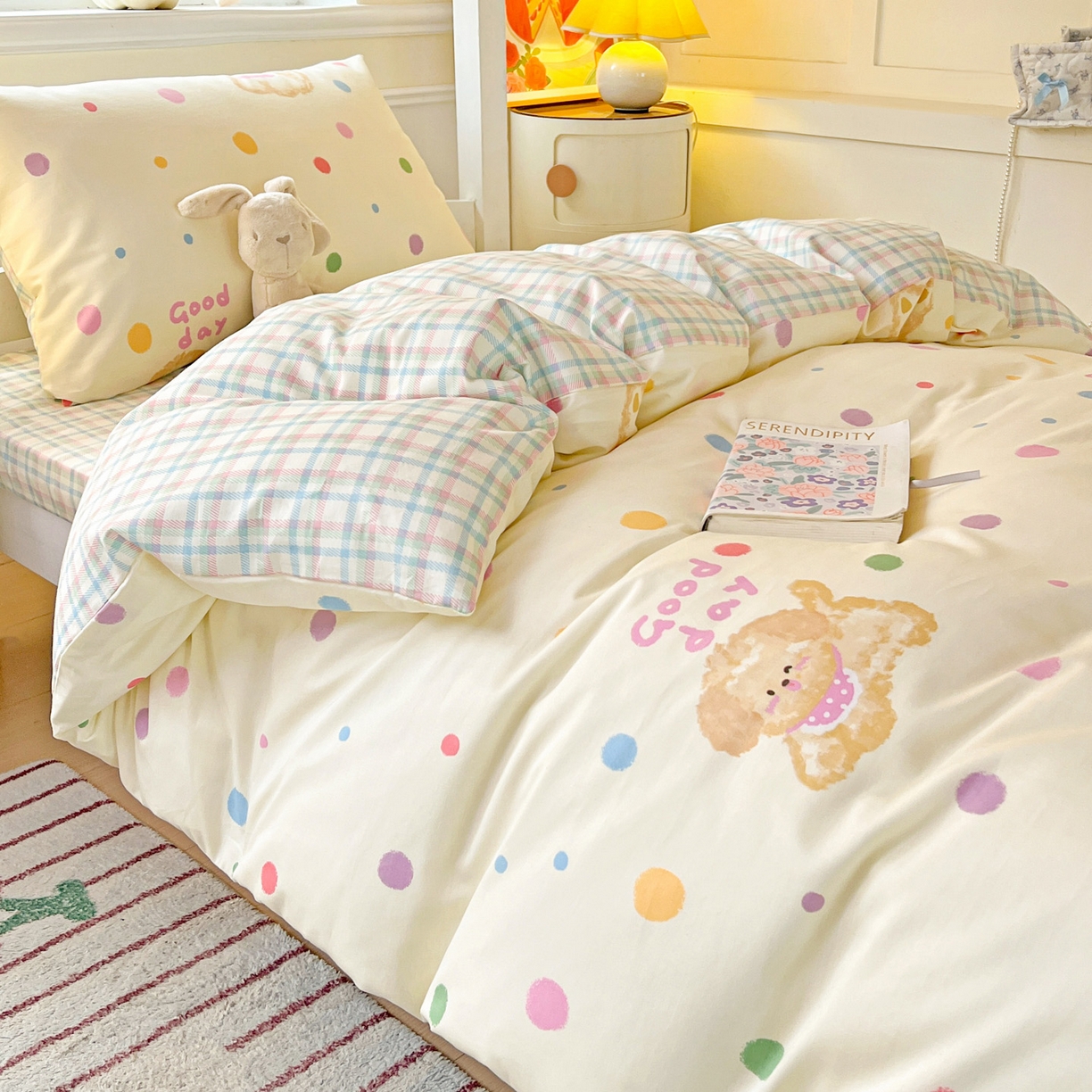 91家纺网 家纺一手货源 找家纺 西引力 2025新款全棉印花学生宿舍三件套四件套 假日小狗