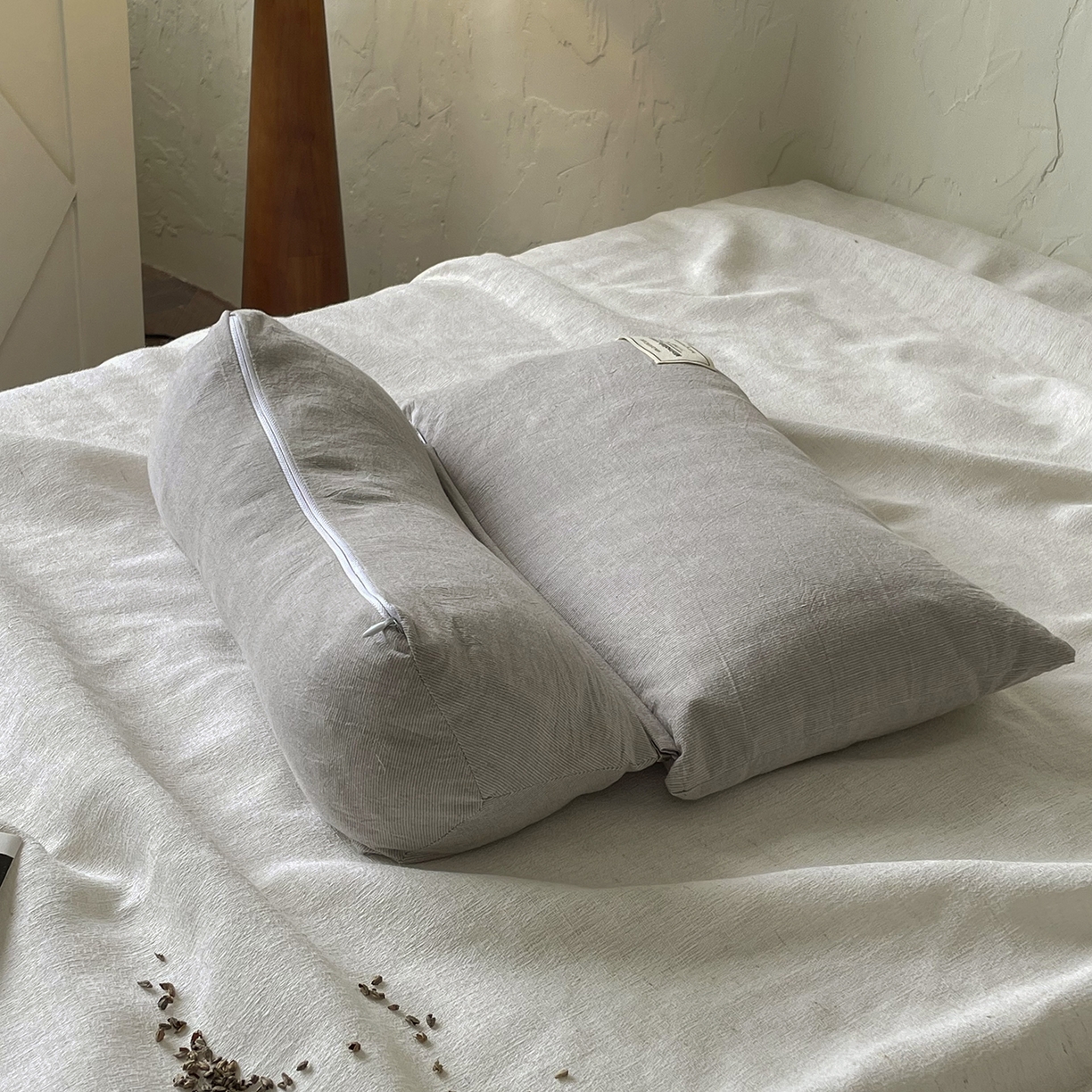 91家纺网 家纺一手货源 找家纺 （总）番茄+ 2025新款三角牵引组合枕棉麻荞麦枕