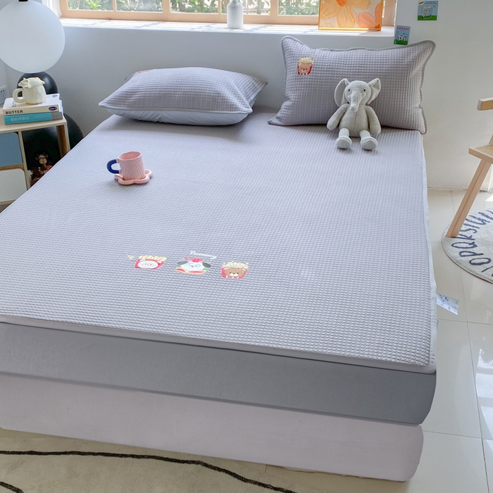 91家纺网 家纺一手货源 找家纺 千朵 2025新款冰豆豆绣花凉席 薯条派