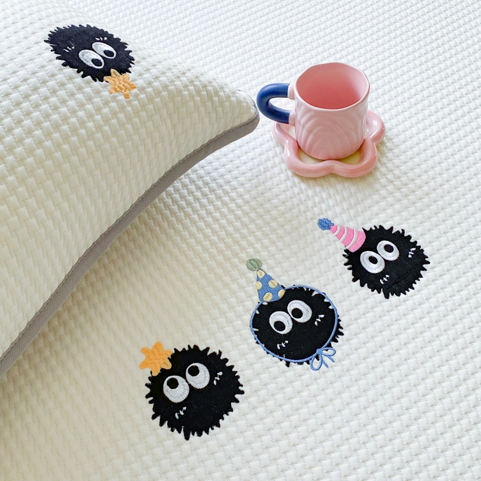 91家纺网 家纺一手货源 找家纺 （总）千朵 2025新款冰豆豆绣花凉席