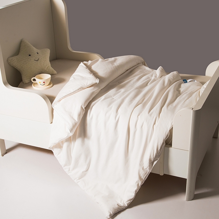 91家纺网 家纺一手货源 找家纺 鑫田家纺 婴幼儿蚕丝被100%桑蚕丝长丝全棉卡通幼儿园被芯夏被春秋被冬被  桑蚕丝纯被芯-本白色