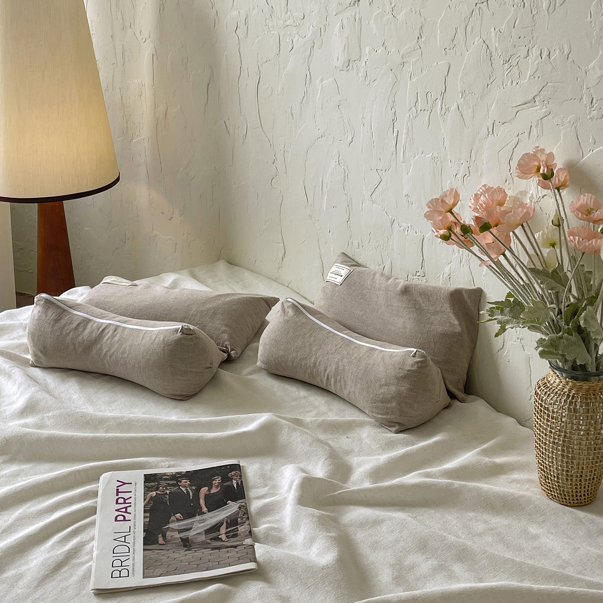 91家纺网 家纺一手货源 找家纺 番茄+ 2025新款三角牵引组合枕棉麻荞麦枕 棕色