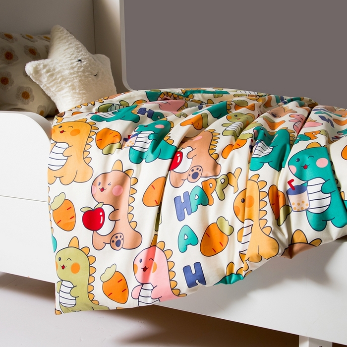 91家纺网 家纺一手货源 找家纺 鑫田家纺 婴幼儿蚕丝被100%桑蚕丝长丝全棉卡通幼儿园被芯夏被春秋被冬被  吃货小恐龙