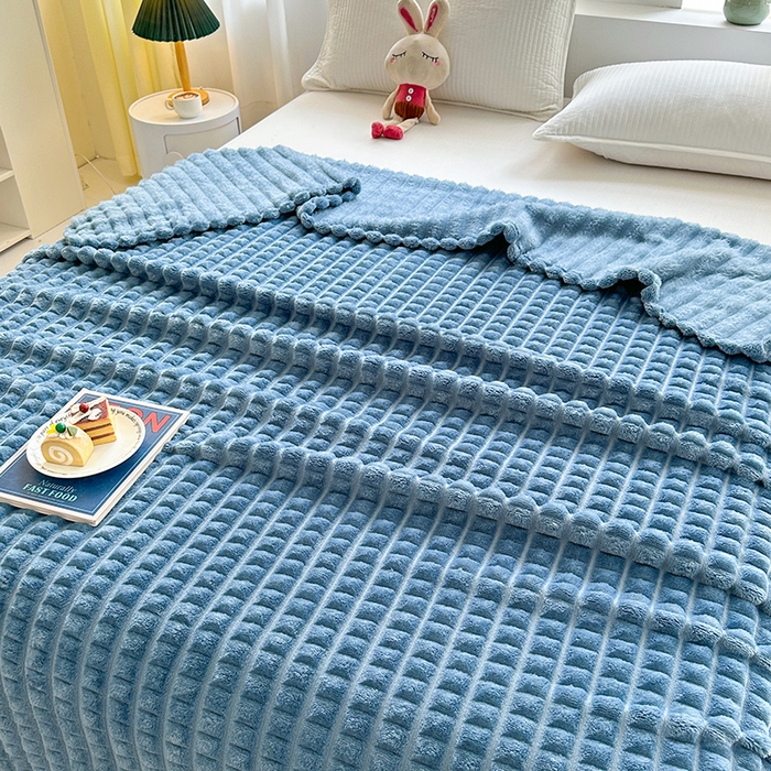 91家纺网 家纺一手货源 找家纺 （总）芸锦豪 2025新款仿裘皮格子抽条毛毯-卷边款