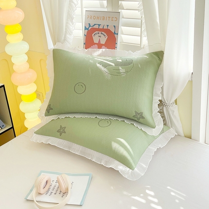 芯宜佳 2025年新款冰豆豆花边单人枕套 小鲸鱼-橄榄绿