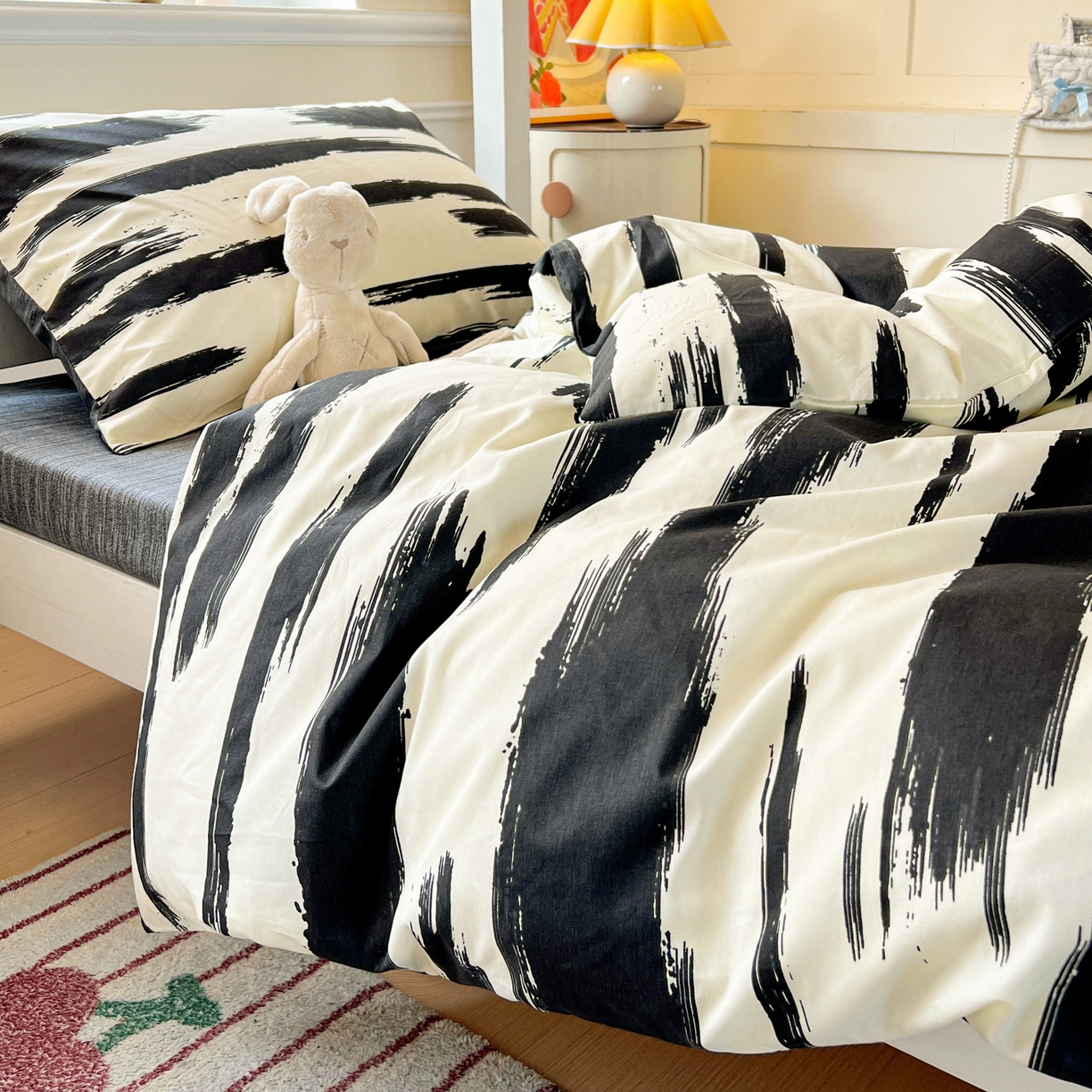 91家纺网 家纺一手货源 找家纺 西引力 2025新款全棉印花学生宿舍三件套四件套 云端