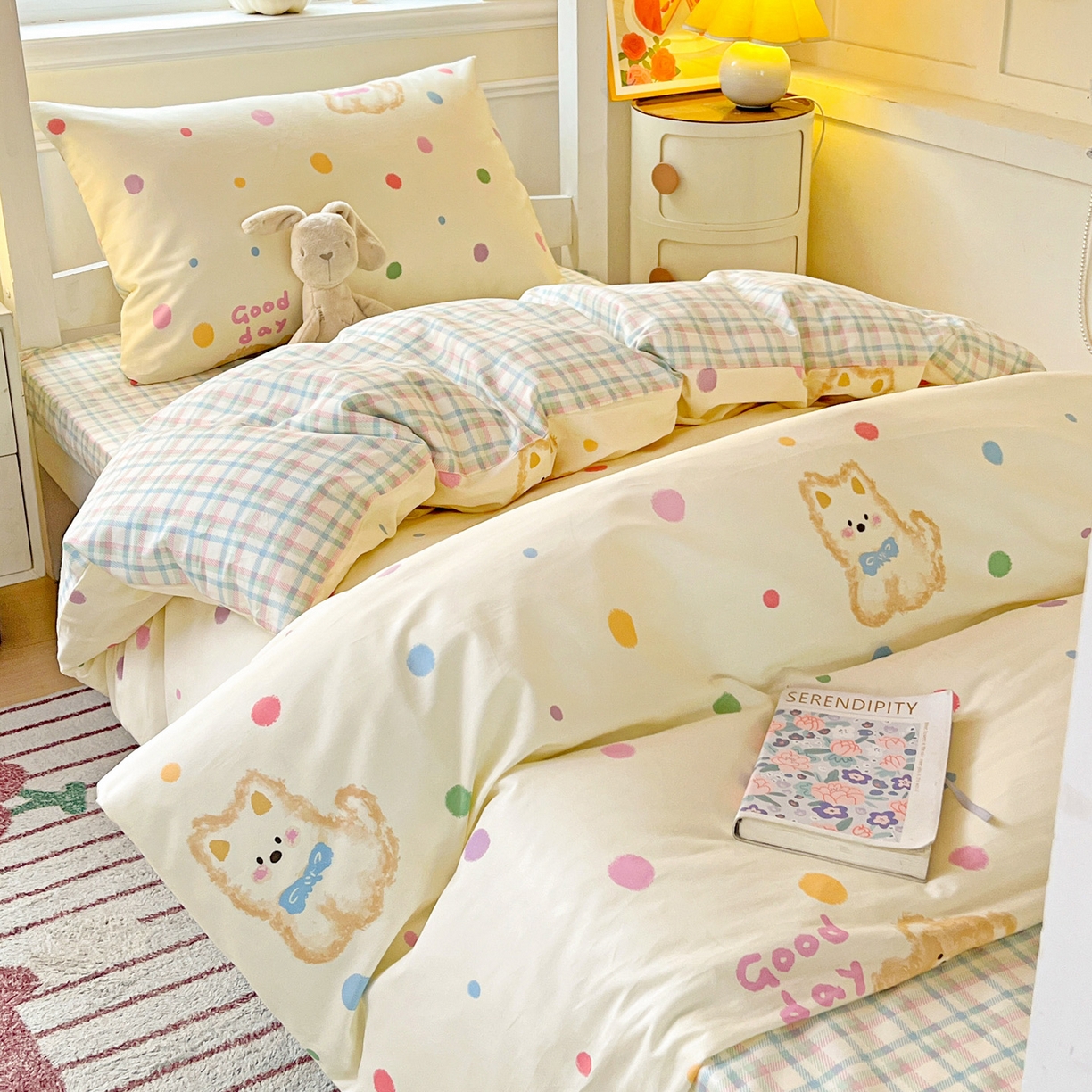 91家纺网 家纺一手货源 找家纺 西引力 2025新款全棉印花学生宿舍三件套四件套 假日小狗