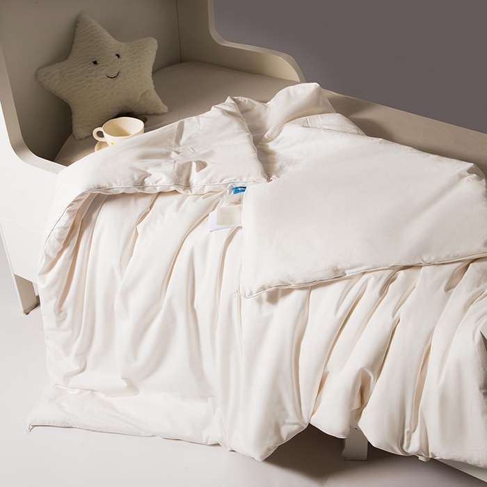 91家纺网 家纺一手货源 找家纺 鑫田家纺 婴幼儿蚕丝被100%桑蚕丝长丝全棉卡通幼儿园被芯夏被春秋被冬被  桑蚕丝纯被芯-本白色