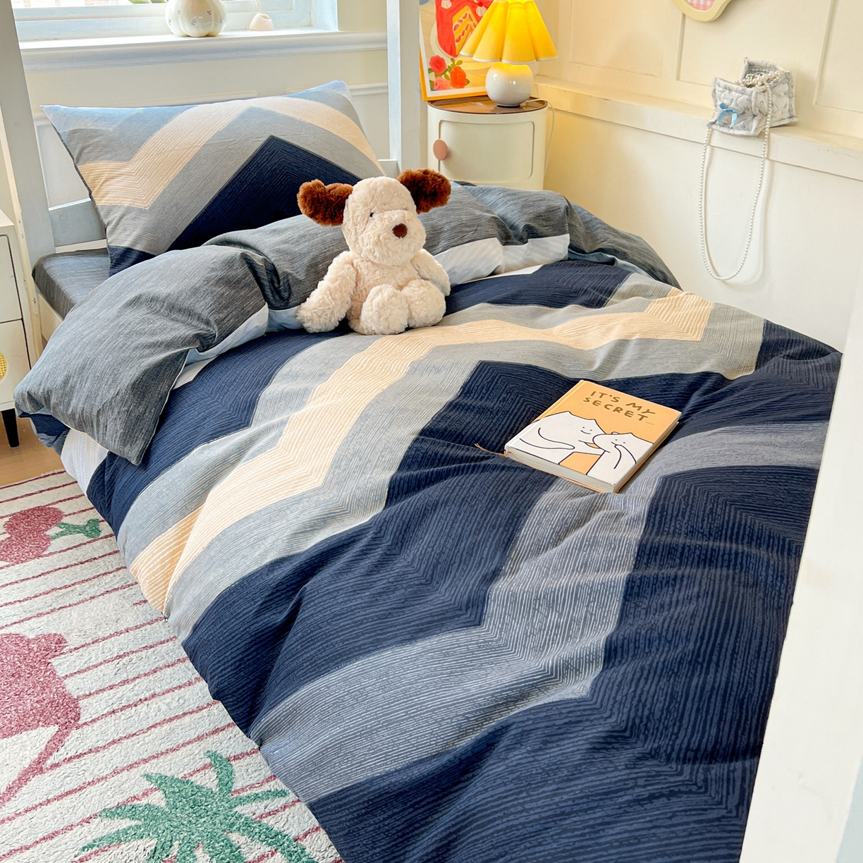 91家纺网 家纺一手货源 找家纺 西引力 2025新款全棉印花学生宿舍三件套四件套 文森特