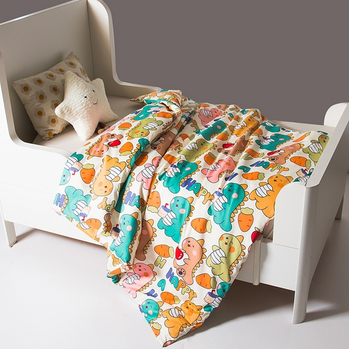 91家纺网 家纺一手货源 找家纺 鑫田家纺 婴幼儿蚕丝被100%桑蚕丝长丝全棉卡通幼儿园被芯夏被春秋被冬被  吃货小恐龙