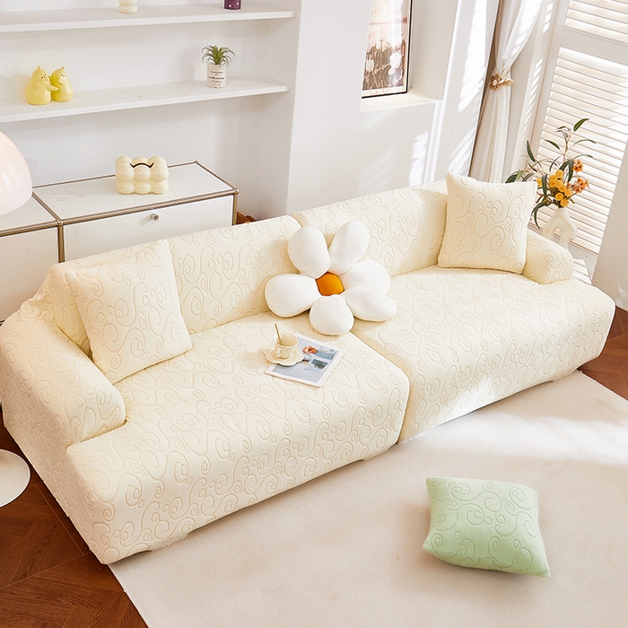 91家纺网 家纺一手货源 找家纺 丝绮鹿 2025新款雕花绒沙发套年华（直排松紧款） 米白