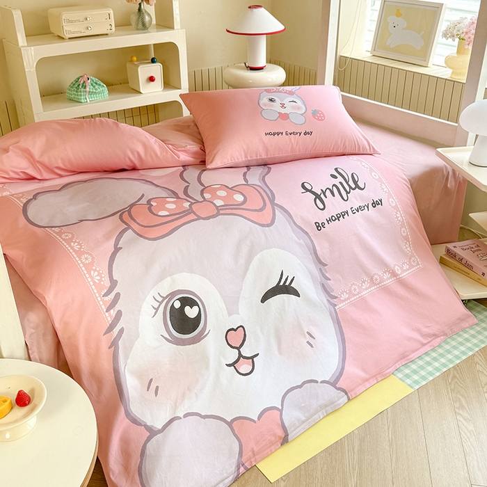 91家纺网 家纺一手货源 找家纺 （总）新方向 2025新款学生季上下铺全棉长绒棉纯棉数码印花卡通三件套四件套-甜美兔