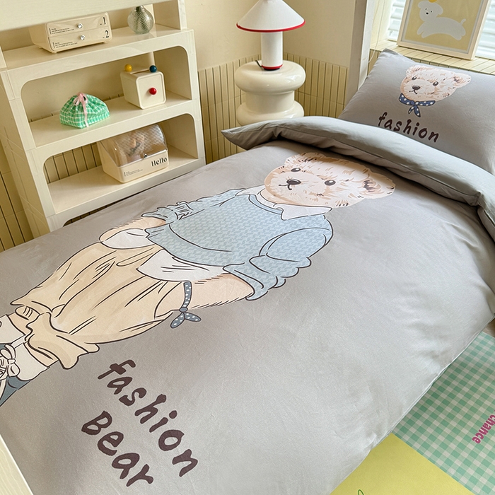 91家纺网 家纺一手货源 找家纺 （总）新方向 2025新款学生季上下铺全棉长绒棉纯棉数码印花卡通三件套四件套-小熊比尔