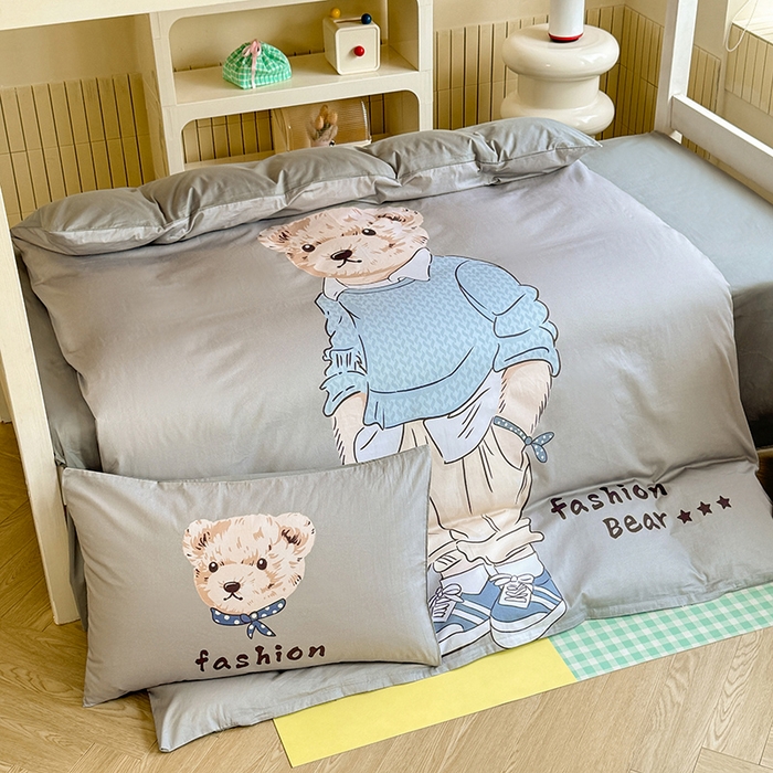 91家纺网 家纺一手货源 找家纺 （总）新方向 2025新款学生季上下铺全棉长绒棉纯棉数码印花卡通三件套四件套-小熊比尔