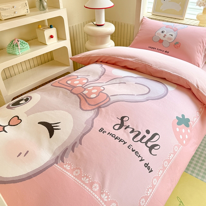 91家纺网 家纺一手货源 找家纺 新方向 2025新款全棉长绒棉纯棉数码印花卡通三件套四件套-甜美兔 甜美兔-粉