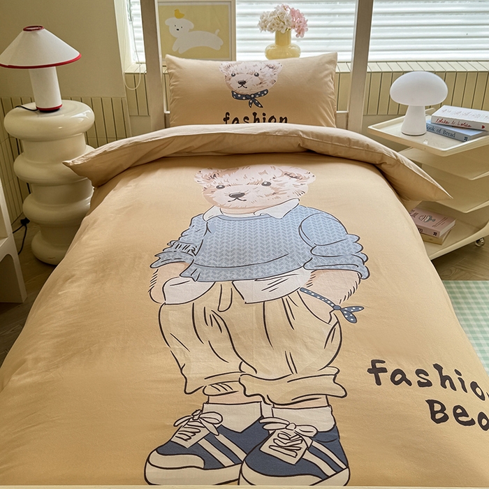 91家纺网 家纺一手货源 找家纺 新方向 2025新款全棉长绒棉纯棉数码印花卡通三件套四件套-小熊比尔 小熊比尔-香槟