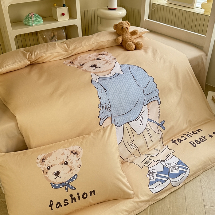 91家纺网 家纺一手货源 找家纺 新方向 2025新款全棉长绒棉纯棉数码印花卡通三件套四件套-小熊比尔 小熊比尔-香槟