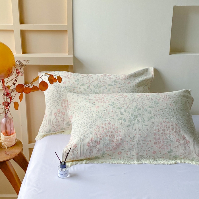 91家纺网 家纺一手货源 找家纺 美宜家 2025新款全棉流苏枕巾高档棉软隔脏防头油枕巾 花意浓52*75cm/对