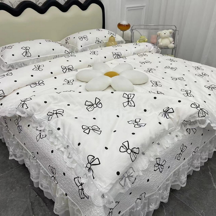 91家纺网 家纺一手货源 找家纺 禧瑞谷 2025新款双层花边纯棉床盖雪纺蕾丝款纯棉床盖四件套 奶油小狗