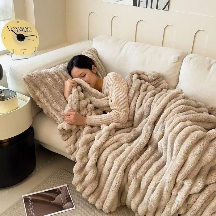 喜歌2025新款兔兔绒多功能毛毯 卡其