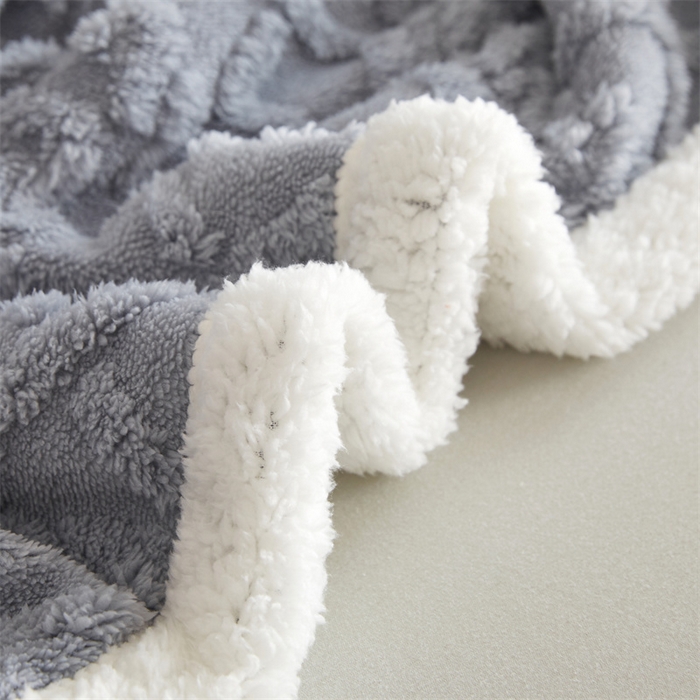 91家纺网 家纺一手货源 找家纺 喜歌2025新款塔芙蓉毛毯 晨雾蓝