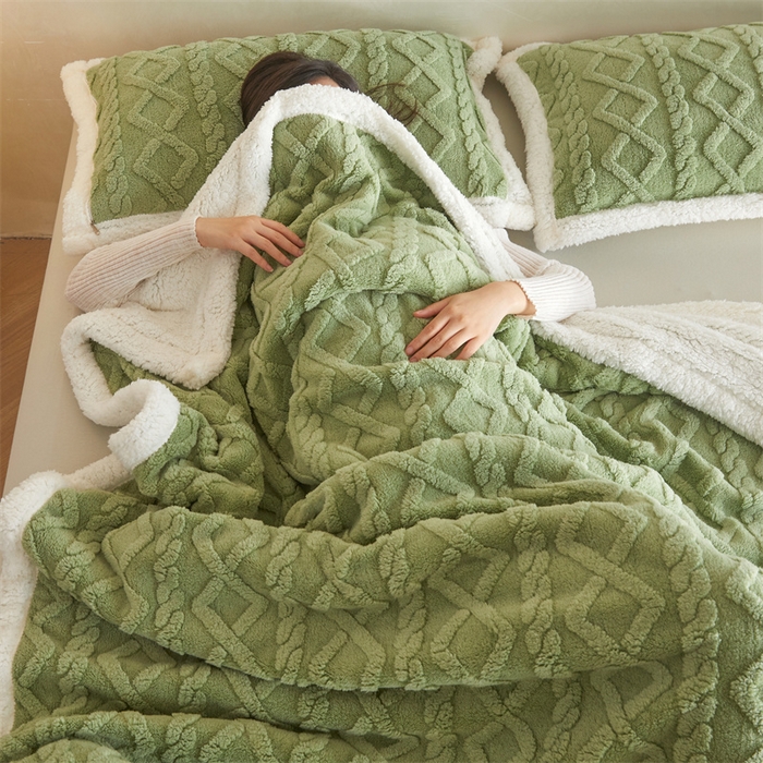 91家纺网 家纺一手货源 找家纺 喜歌2025新款塔芙蓉毛毯 抹茶绿