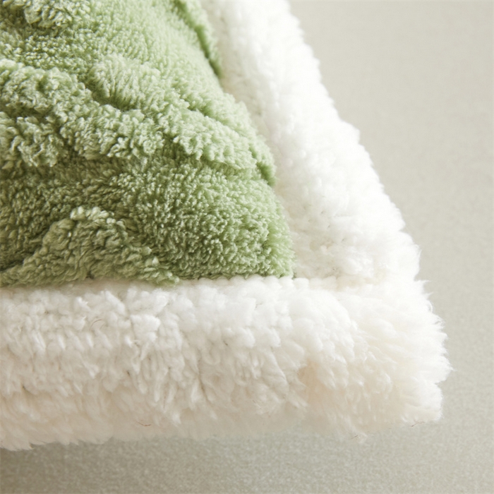 91家纺网 家纺一手货源 找家纺 喜歌2025新款塔芙蓉毛毯 抹茶绿