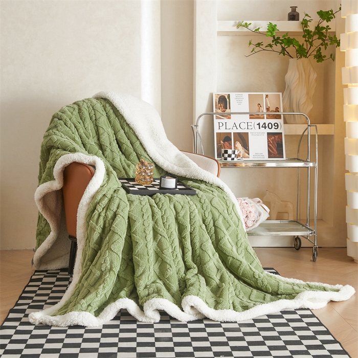 91家纺网 家纺一手货源 找家纺 喜歌2025新款塔芙蓉毛毯 抹茶绿