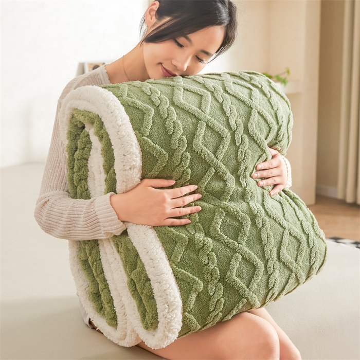 91家纺网 家纺一手货源 找家纺 喜歌2025新款塔芙蓉毛毯 抹茶绿