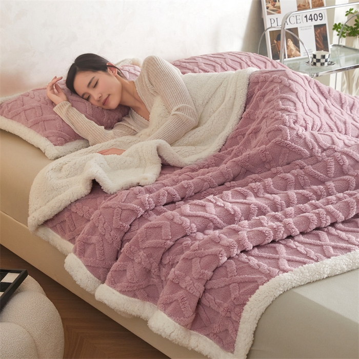 91家纺网 家纺一手货源 找家纺 喜歌2025新款塔芙蓉毛毯 香芋紫
